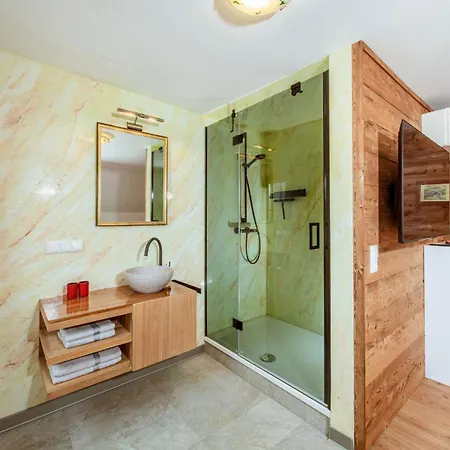 شقة Die Ringdorferin - Boutique Farmhouse In Ski Amade Region - Natur Ruhe Schladming-Dachstein-Card